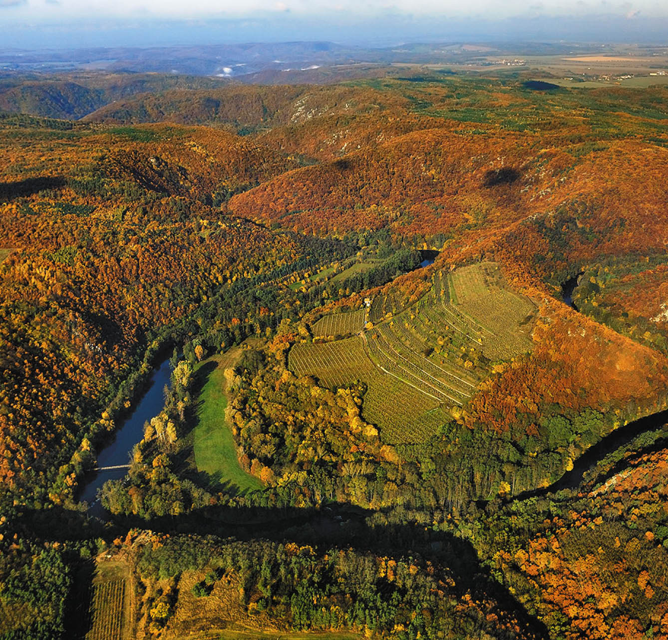 Kniha   ESK  REPUBLIKA LETECK  - Libor Sv  ek  - vyd n  1 , rok 2014 Photographer: Libor Svacek; box fotosvacek cz; Mobile: +420 602428001; 