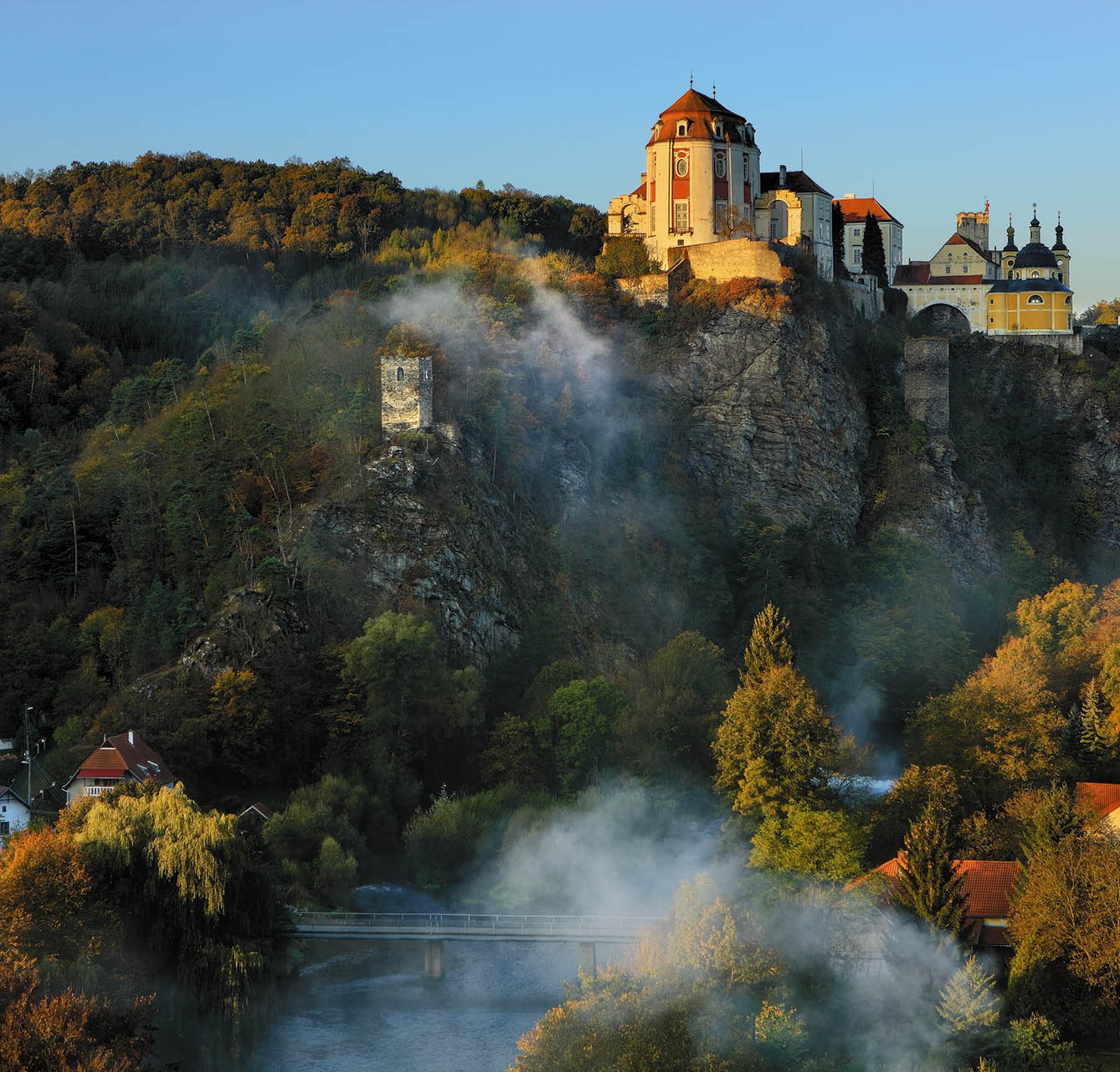 Kniha  Jizni Morava - Libor Svacek  - vydani 1 , rok 2011 Photographer: Libor Svacek; box fotosvacek cz; Mobile: +420 602428001; 