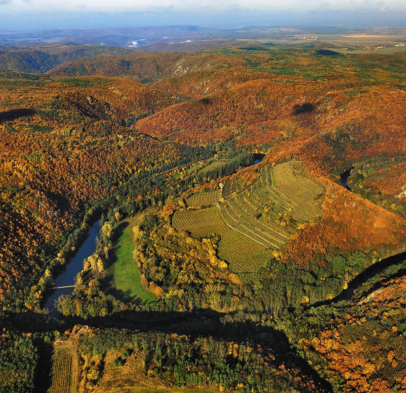 Kniha   ESK  REPUBLIKA LETECK  - Libor Sv  ek  - vyd n  1 , rok 2014 Photographer: Libor Svacek; box fotosvacek cz; Mobile: +420 602428001; 