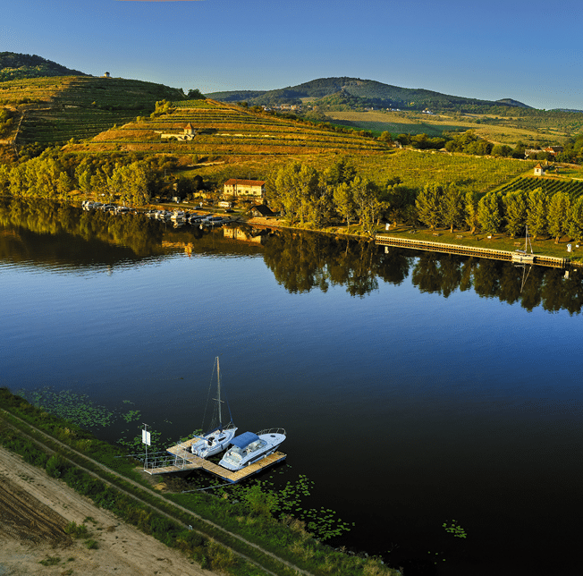 Kniha  LABE - Libor Sv  ek  - vyd n  1 , rok 2019 Photographer: Libor Svacek; box fotosvacek cz; Mobile: +420 602428001; 