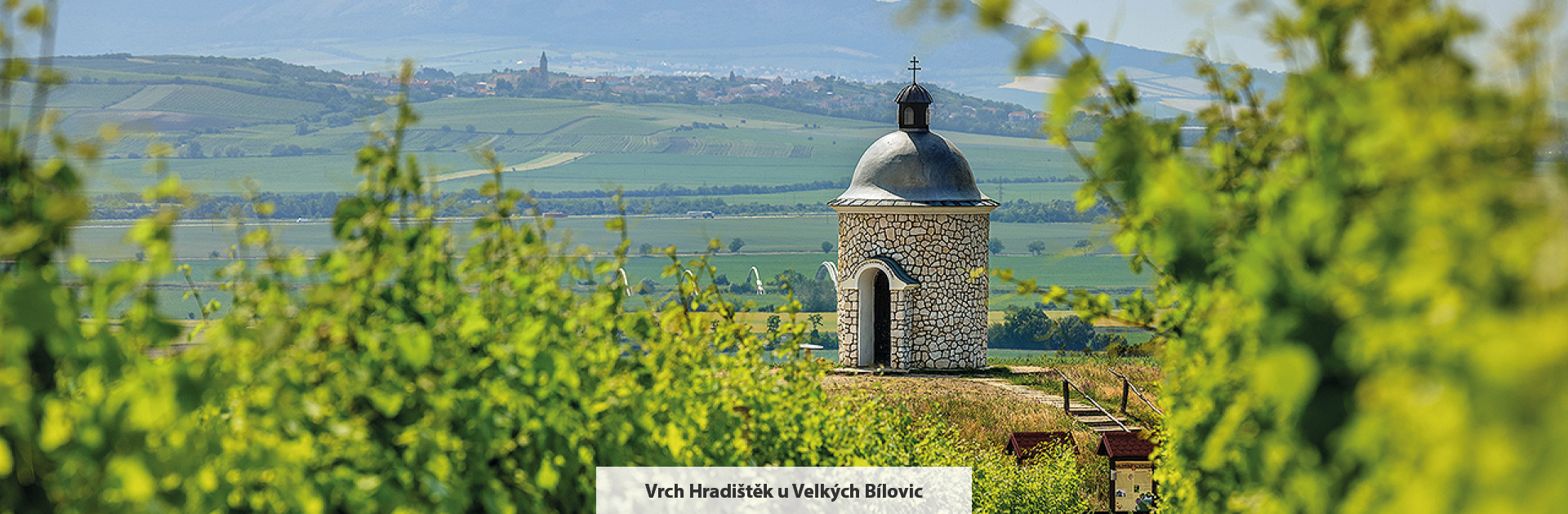 The hilltop of Hradištěk near Velké Bílovice, source: Libor Sváček, Vydavatelství MCU archive